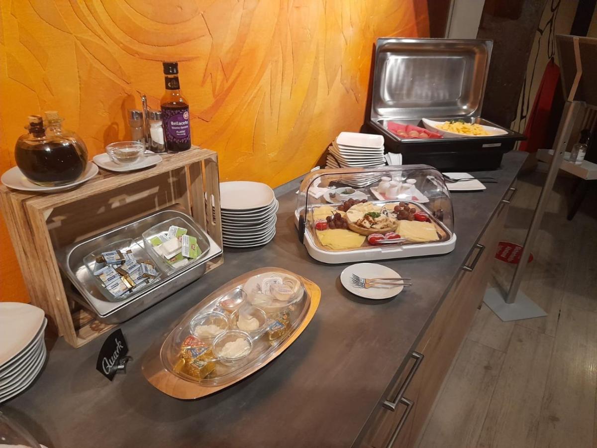Alt Warburg Hotel Екстериор снимка