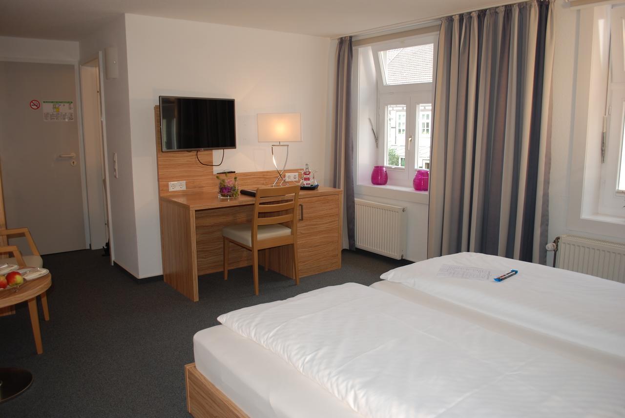 Alt Warburg Hotel Екстериор снимка