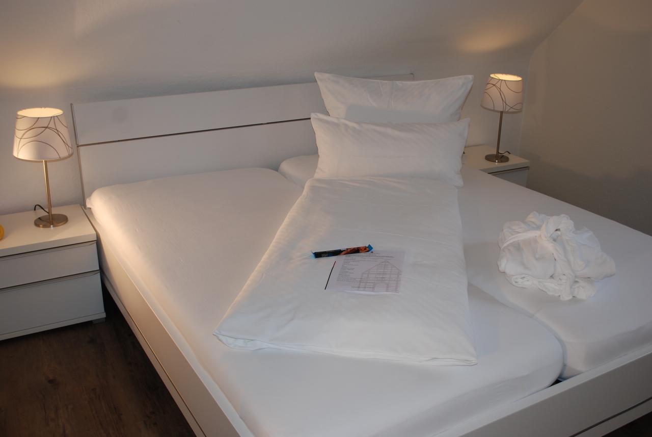 Alt Warburg Hotel Екстериор снимка