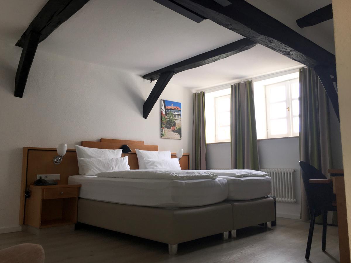 Alt Warburg Hotel Екстериор снимка