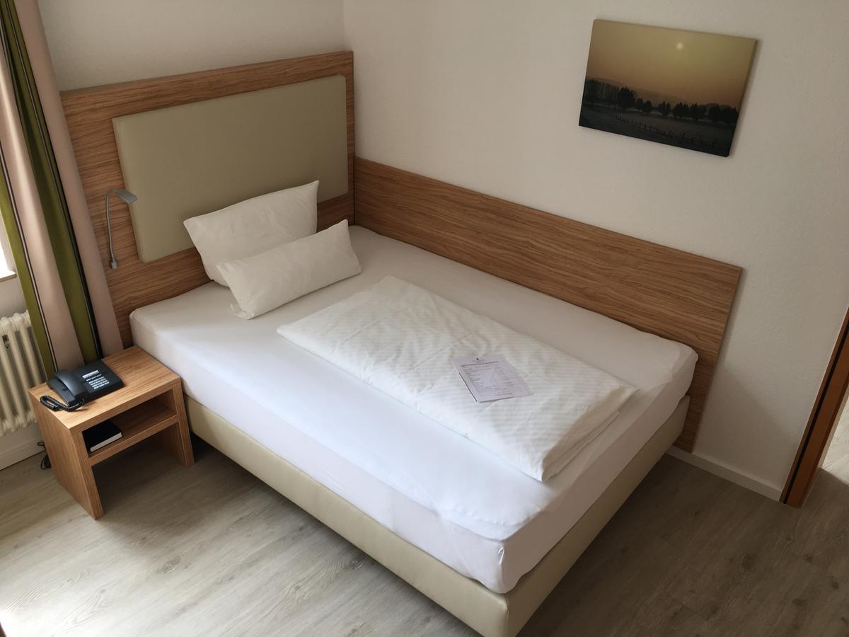 Alt Warburg Hotel Екстериор снимка