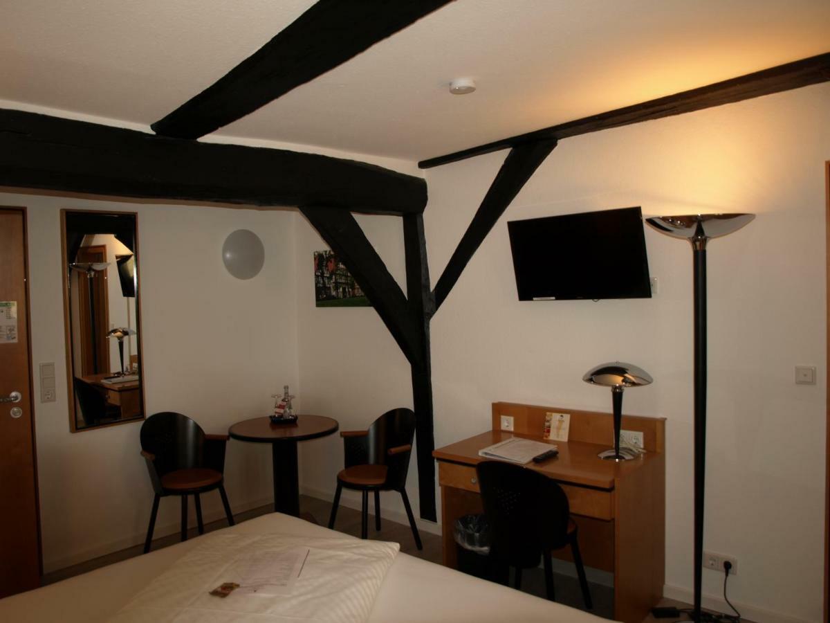 Alt Warburg Hotel Екстериор снимка